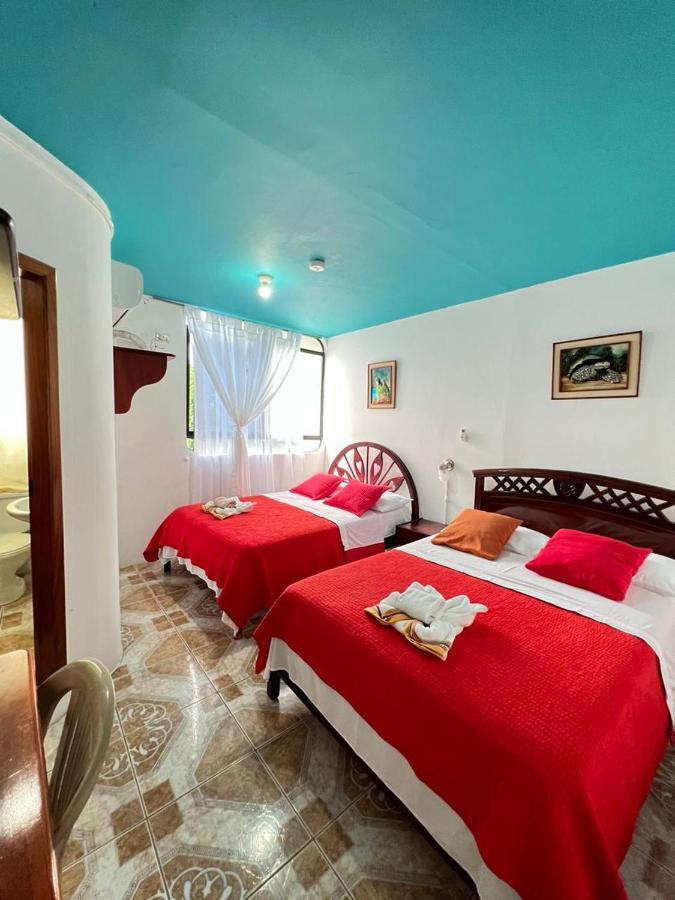 Hostal Brisas Del Mar Puerto Villamil Zewnętrze zdjęcie
